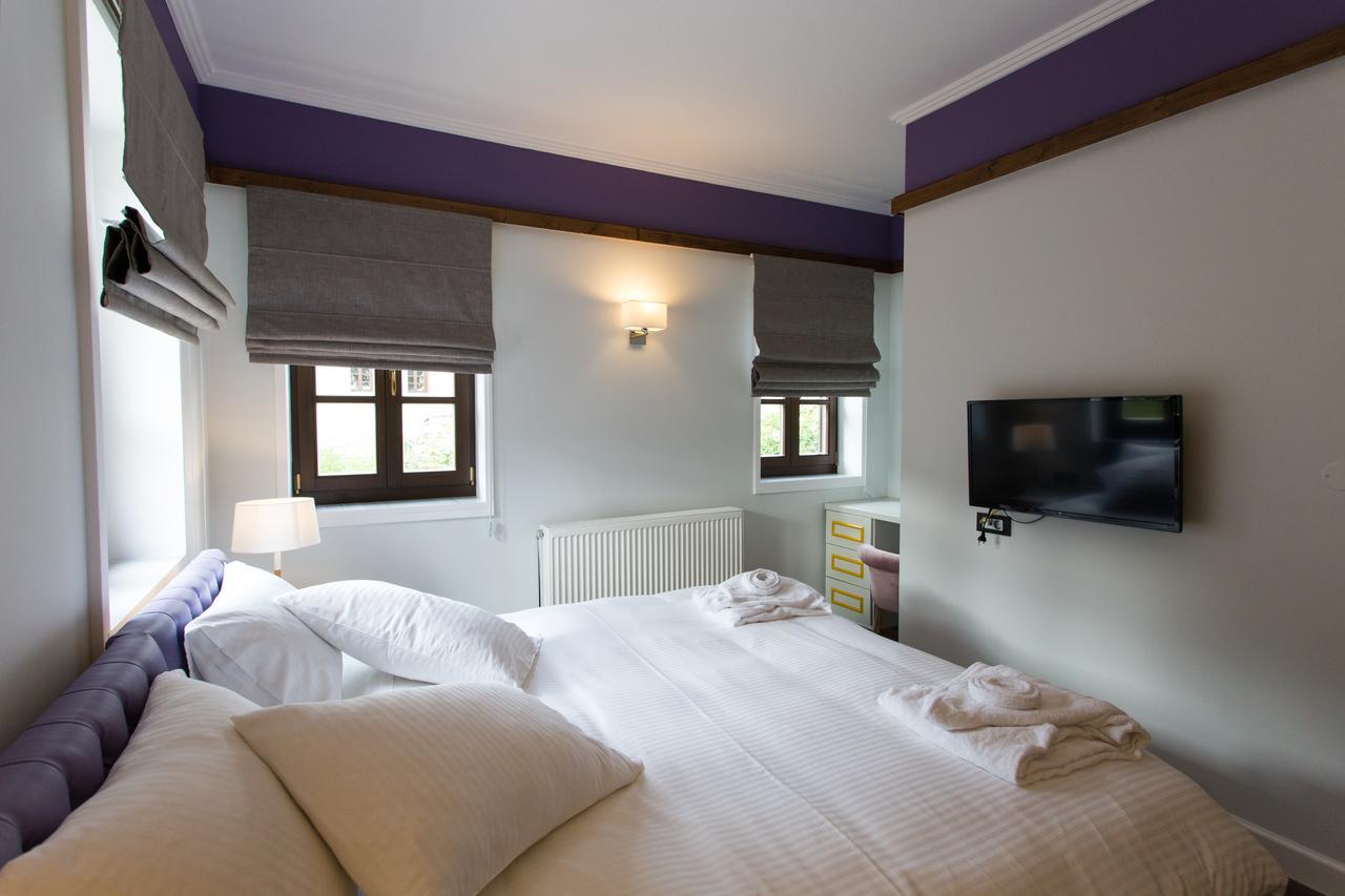 Abi Luxury Villas Monodendri Rum bild