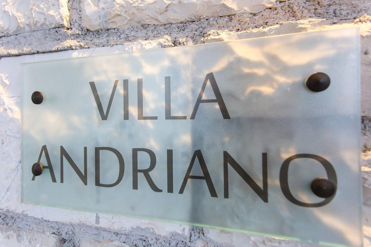 Abi Luxury Villas Monodendri Exteriör bild