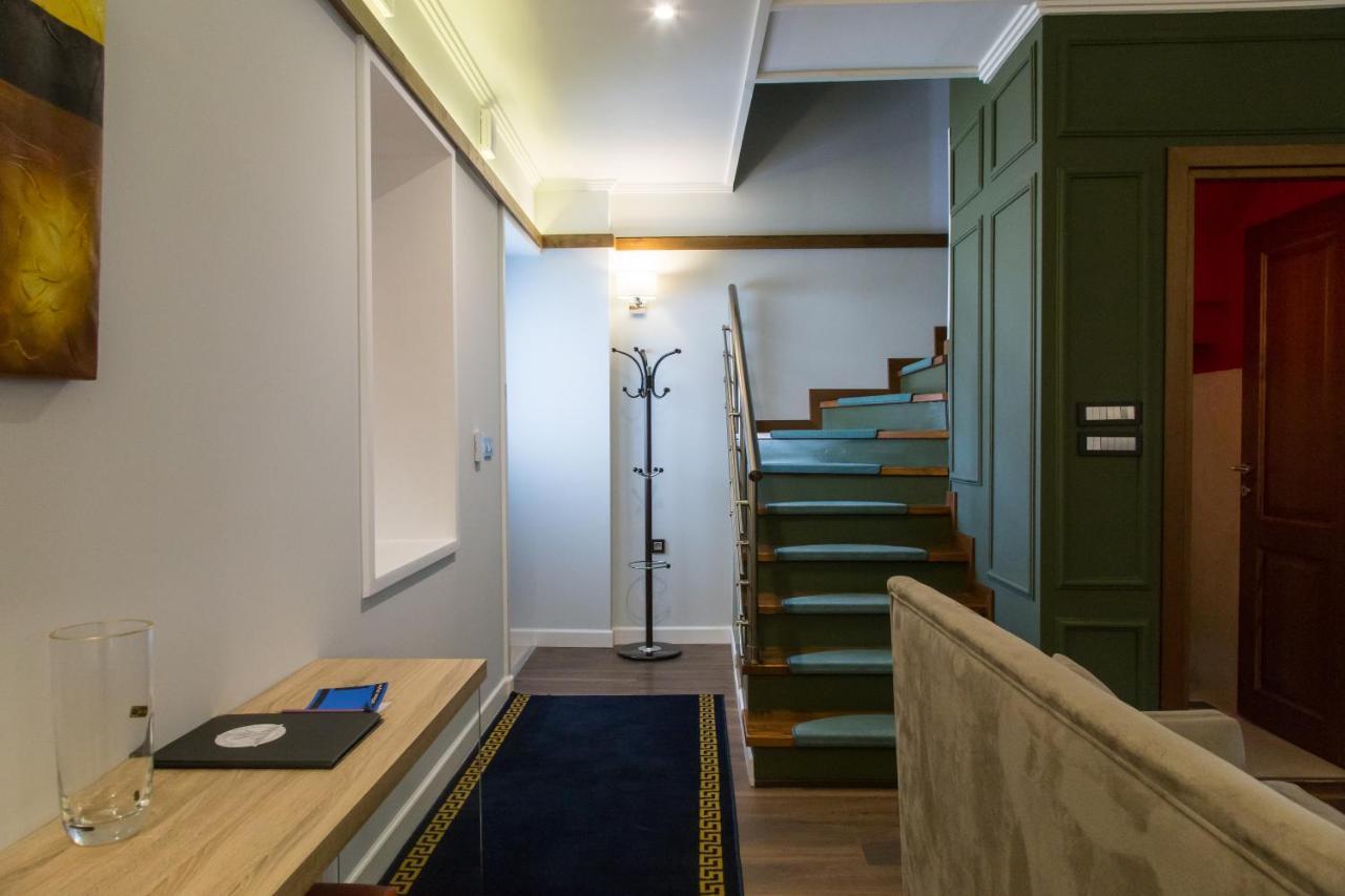 Abi Luxury Villas Monodendri Exteriör bild